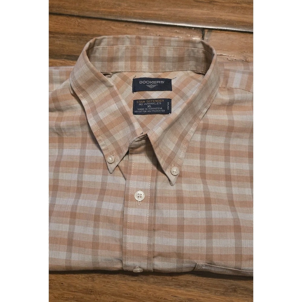 Dockers Men Stain Defender Shirt Long Sleeve No Wrinkles Button XL Brown Plaid